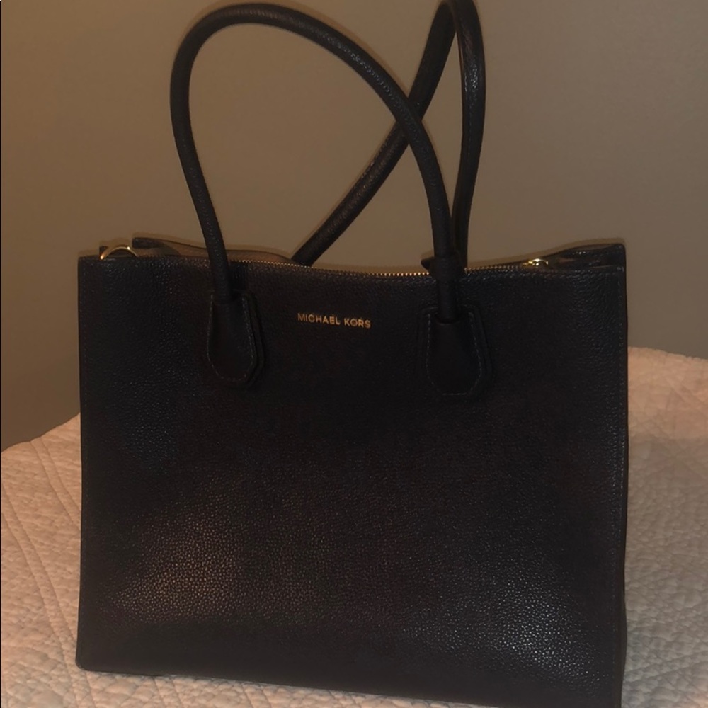 Michael Kors Navy handbag